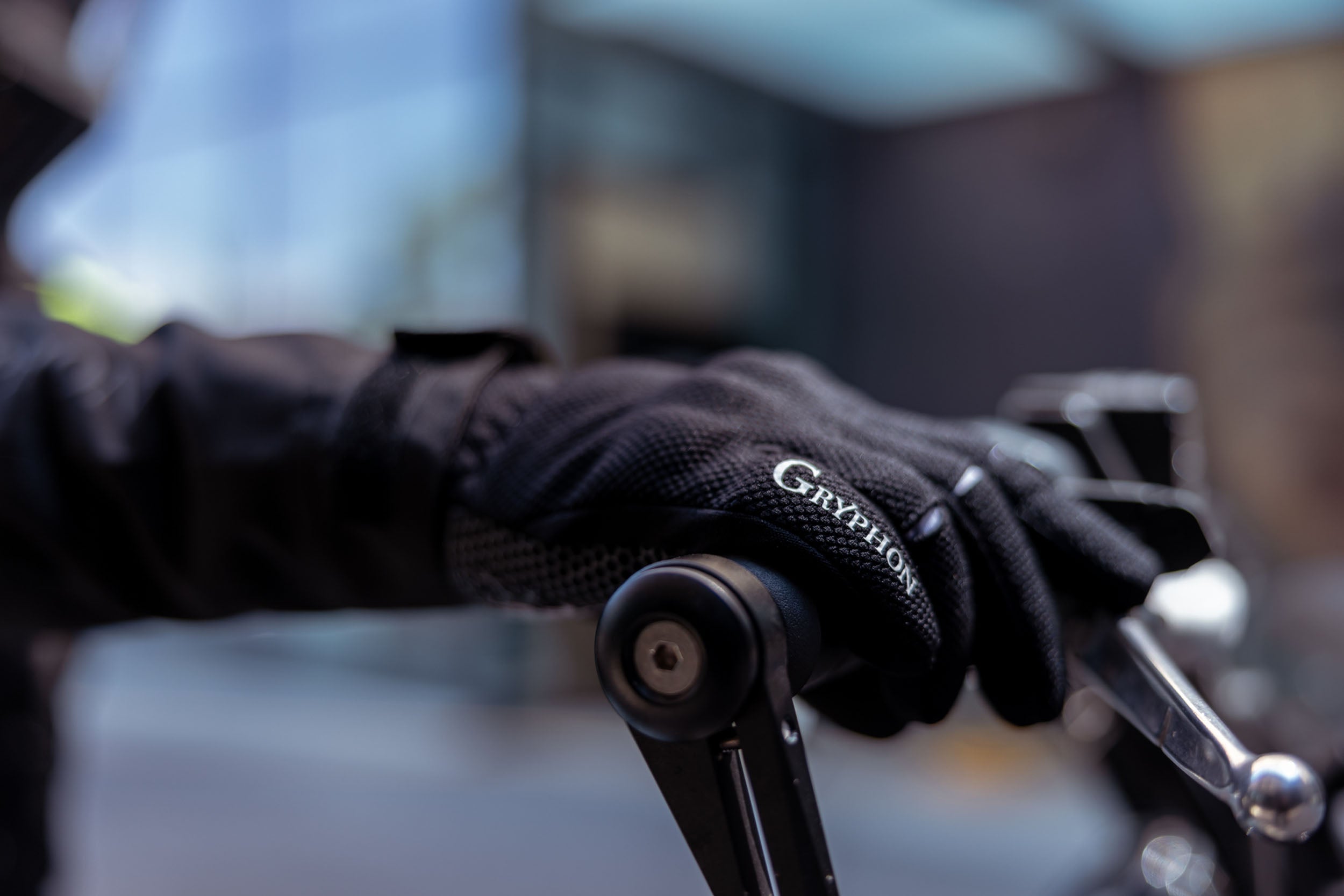 Shadow Gloves